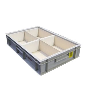 Gebruikte kunststof stapelbak, transportkrat 600x400x117mm (lxbxh) grijs met kartonnen doosjes Gebruikte kunststof stapelbak, transportkrat 600x400x117mm (lxbxh) grijs met kartonnen doosjes